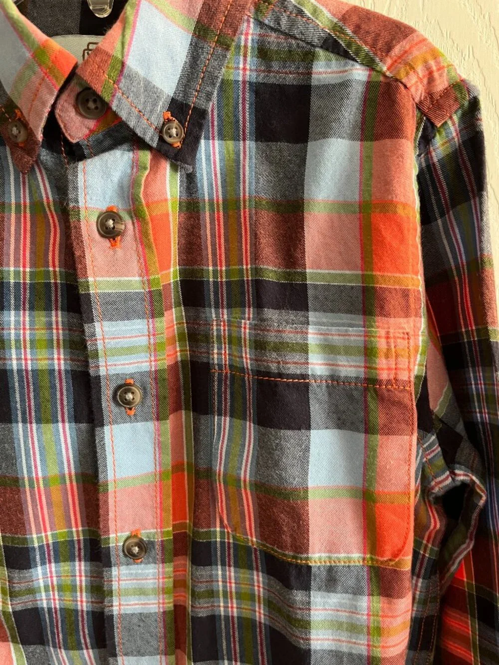 Boys size 8 Class Club long sleeved plaid button down shirt